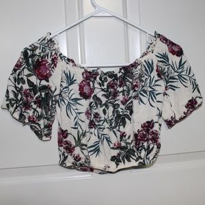 Cropped Floral Off-Shoulder Short Sleeve Top
